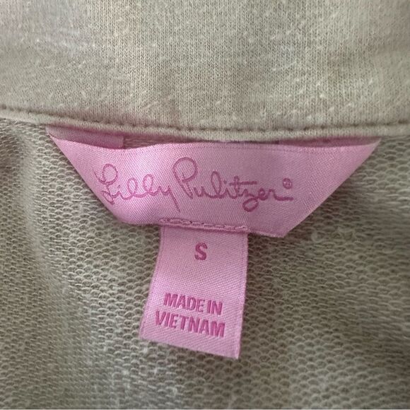 Lilly Pulitzer cream colored, Skipper Popover with lace detail. - Picture 2 of 8